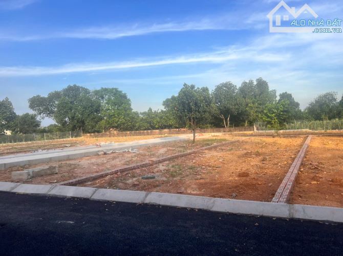 Chỉ hơn 3 tỷ xíu có ngay lô đất 115 m full thổ cách đường huyện DH 09 khoảng 50m