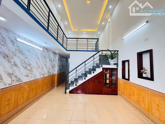 📌📌📌LÀM VIỆC TRỰC TIẾP GIÁ TỐT !!!Bán căn nhà Mê Lững đúc kiệt 408 Tôn Đản