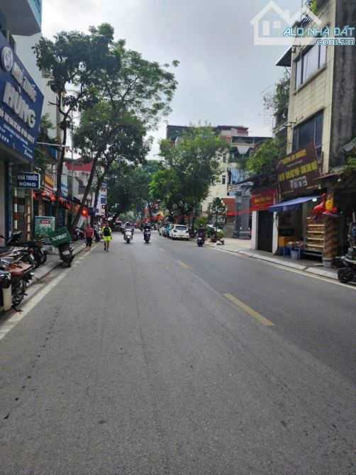 MẶT PHỐ THỤY KHUÊ 40m MT 4.4m 5 TẦNG LÔ GÓC SIÊU HIẾM KINH DOANH ĐỈNH 22 TỶ