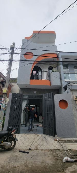 Bùng nổ - Nhà đẹp tìm chủ full nội thất