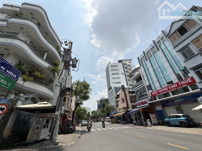 Hoàng Hoa Thám Tân bình 118/114m2 2 tầng giá chỉ nhỉnh 20 tỷ