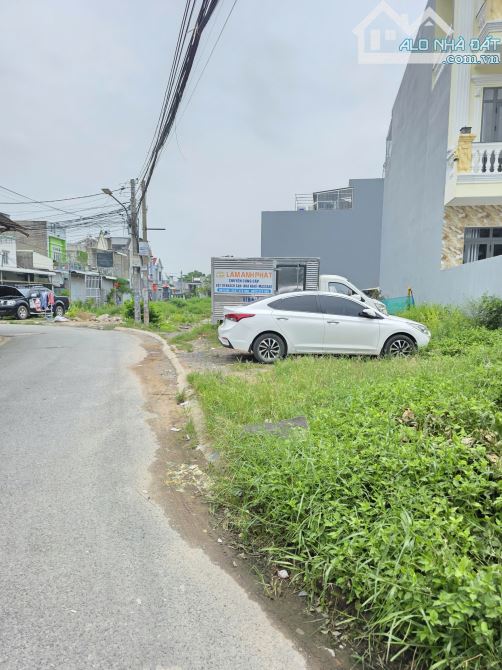 Bán đất rẻ 3,5 tỷ MT đường Huỳnh Tấn Phát, p.Đông Hòa, Tp.Dĩ An M7548