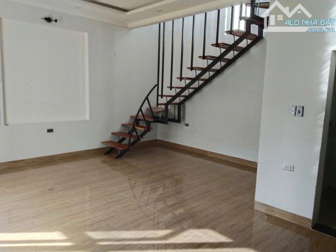 NHÀ HẺM LÊ DUẨN TRUNG TÂM BMT 2 tỷ 250 triệu