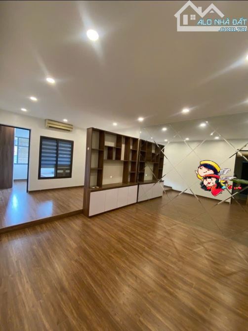 CHỦ CẦN BÁN CĂN TẬP THỂ KHU A NGHĨA TÂN 42M2-2,79 TỶ-Ô TÔ TRÁNH-KINH DOANH