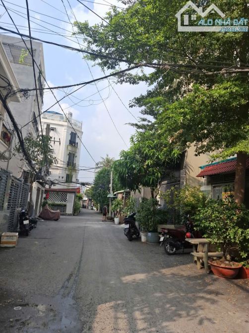 Bán biệt thự gò vấp đường trước nhà 7m thuận lợi duy chuyển qua các quận huyện khác