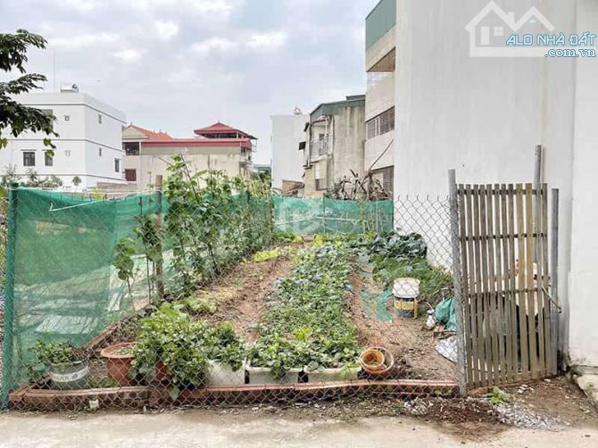 ĐẤT TÂY MỖ – ÔTÔ – VIEW HỒ - KINH DOANH HOẶC Ở – 53M² – 10 TỶ (CTL91594)
