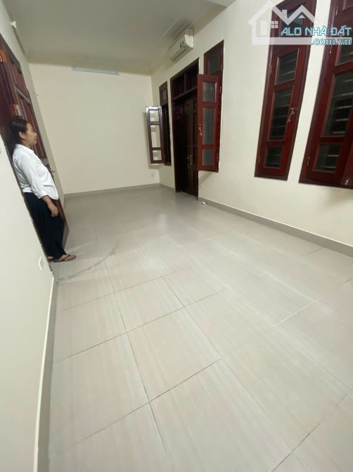 ❤️CHO THUÊ NHÀ Lưu Hữu Phước, DT 90m, 3,5 tầng, MT 8m, NHÀ ĐẸP, VÀO LUÔN, 33tr/tháng