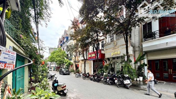 Đất Đấu giá phường Việt Hưng vỉa hè oto tránh kinh doanh dt 85m2 mt 4.3m - 15.x