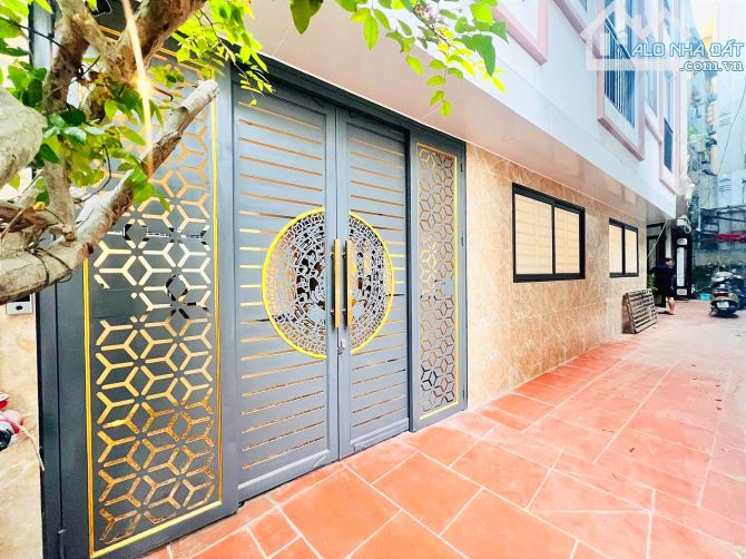 BÁN NHÀ VÕ CHÍ CÔNG ✅ CẦU GIẤY ✅ 132M2 x 6 TẦNG x 27.5 TỶ