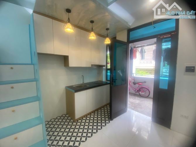 Cực hiếm, nhà tập thể phố Trần Đại Nghĩa, 45m2, 2PN, giá chỉ 1.79 tỷ, full nội thất
