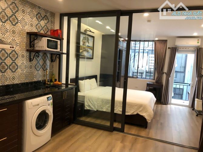 Cho thuê căn hộ 1PN; 2PN: 30m 6tr; 40m 7tr; 50m 9 triệu; 75m 13tr; 90m 18tr. Phố Hàm Long - 10