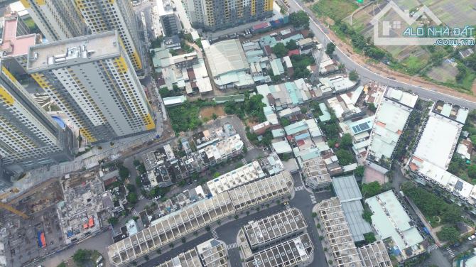 Nhà phố 4 tầng Bcons Uni Valley: Vừa ở, vừa kinh doanh sầm uất dưới chân 8.000 căn hộ - 8