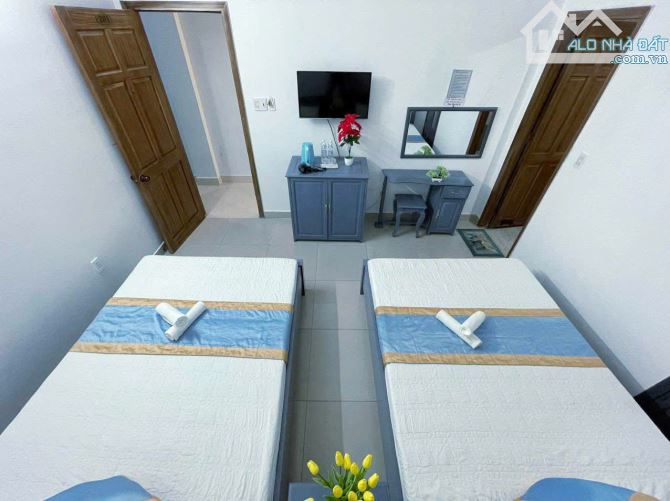 BÁN KHÁCH SẠN MỚI LA VĂN CẦU (THÙY VÂN VT) 8 TẦNG CÓ 19 PHÒNG ĐANG KD GIÁ CHỈ 27.5 TỶ - 10