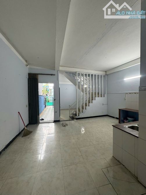 🎉🎉✅Nhà 2 tầng kiệt ôtô tải Nguyễn Văn Huề gần đường Yên Khê 2, gần các trường cấp - 10