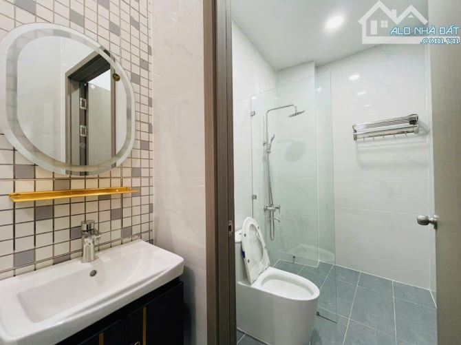 Bán Nhà 1 Trệt 1 Lầu 3 Phòng Ngủ Giáp Hóc Môn, 100m2, Sổ Hồng Riêng Hoàn Công - 10