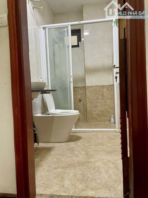Bán nhà phố Ngọc Thụy, 70m2- 5T- mt4.5m- hơn 11 tỷ,  gần cầu Long Biên, ô tô thông các ngả - 11