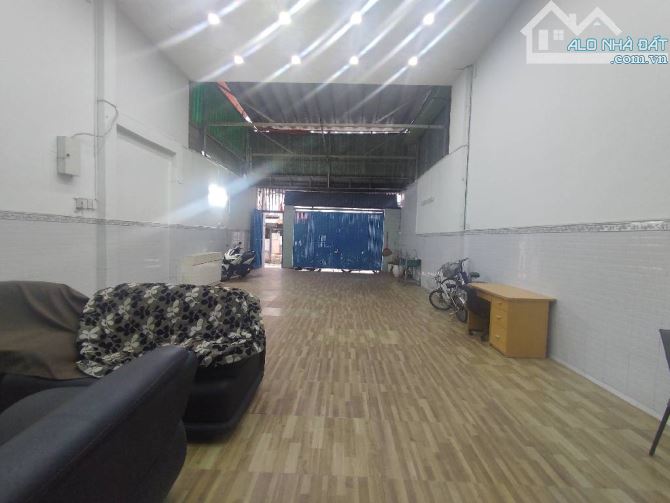 Bán nhà Hẻm xe hơi 16 chỗ - phạm hữu lầu Q7 DT: 6.5* 30giá : 11toi2 - 11