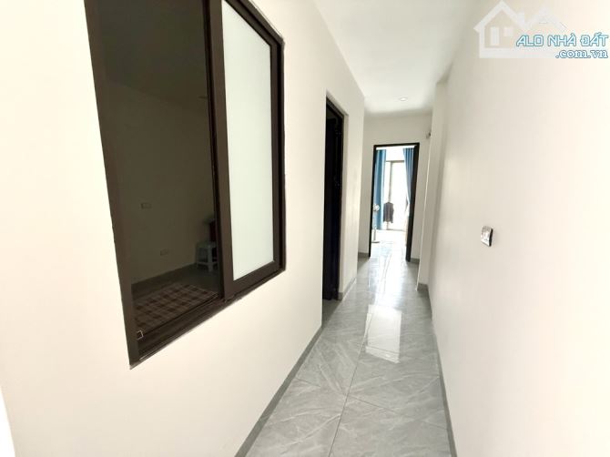 ĐỊNH CÔNG - 55m2 -6 TẦNG THANG MÁY - Ô TÔ ĐỖ CỬA - SÂN ĐỂ XE RIÊNG - 11