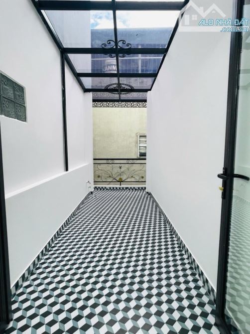 Siêu Phẩm Trần Hữu Tước - Nguyễn Lương Bằng, 43m*7T*TM, Ôtô Cổng. SDCC - 11