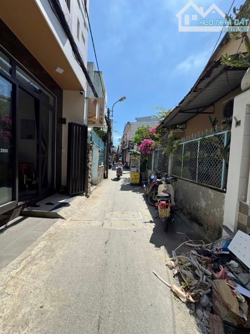 NHÀ KIÊN CỐ 3 TẦNG 2 MẶT KIỆT 3M HOÀNG DIỆU GIÁ TỐT - 11