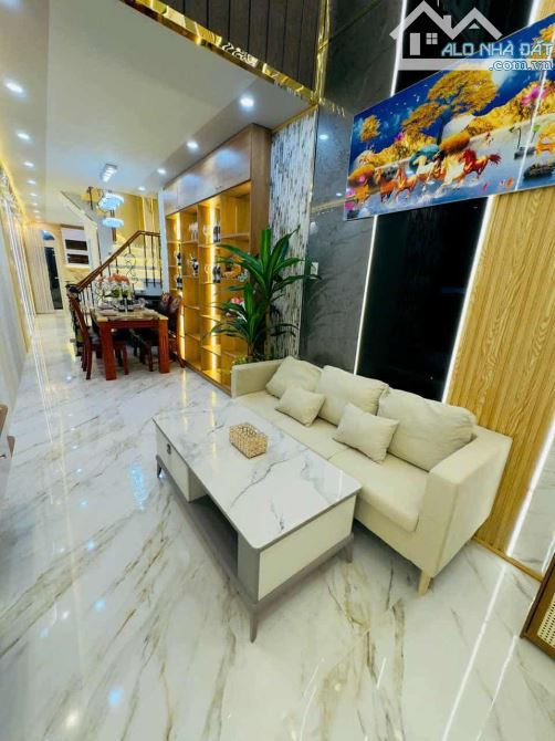 🚗 HẺM Ô TÔ VI VU – TRUNG TÂM Q.11 🌟  Âu Cơ 32m² – 2 tầng – 2PN – giá 4.25 tỷ – P.14, Q11 - 11