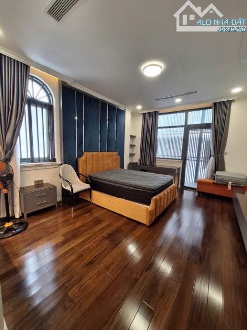 Biệt thự đẳng cấp 5 tầng, khu đô thị Himlam, Quận 7. DT 200m2, ngang 10m, thang máy nhập. - 11