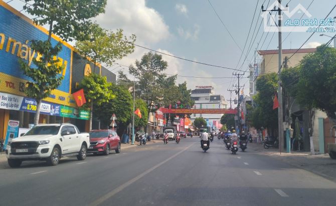 HIẾM - LÔ GÓC MẶT TIỀN NGUYỄN AN NINH