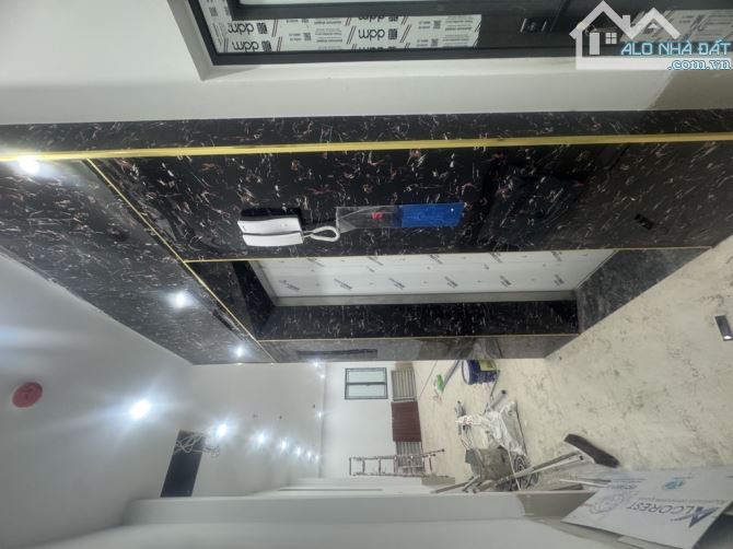 Bán nhà CCMN xây mới tại phố Định Công Thượng – Hoàng Mai. - 1