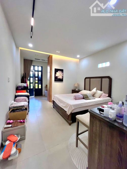 BÁN NHÀ ĐẸP CẠNH LÊ VĂN QUỚI - NGÃ TƯ 4 XÃ - ( 4X14M ) - 1