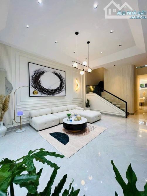 Gấp Bán Giảm 1 Tỷ - Khu VIP Phan Huy Ích - Gần 80m2/4 Tầng - Gần TTTM Emart 2 - 1