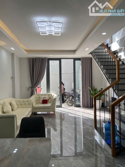🏡 BÁN NHÀ LÕI TRUNG TÂM TP. HUẾ – 3 TẦNG, FULL SỔ HỒNG 🏡  ✨ Vị trí đắc địa ngay lõi tâm. - 1