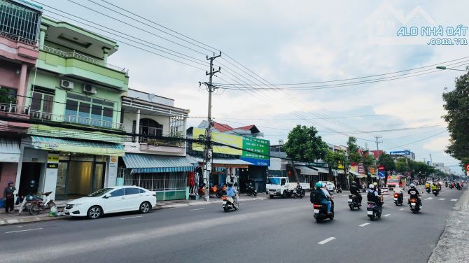 🔥Nhà Mặt Tiền Lê Hồng Phong Ngang 5M6 Không Dính Làn Dải Phân Cách - 1