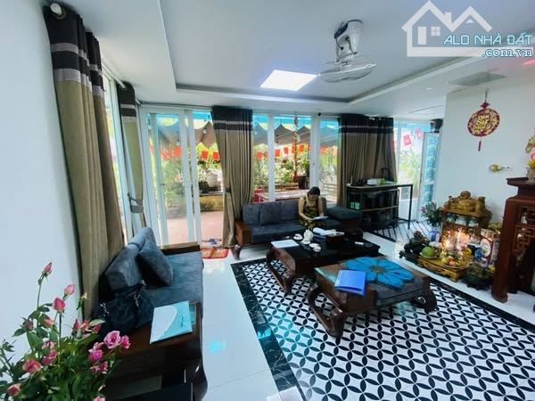Penthouse Đền_Lừ, 400m2, Sân Vườn, Tiểu cảnh, Trung tâm quận, Nội thất xịn xò, 8.x tỷ - 1
