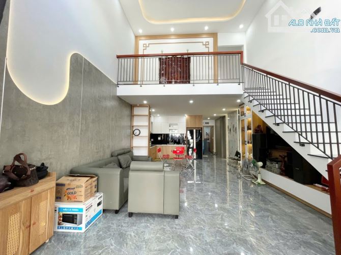 Bán gấp nhà đẹp oto  ngủ trong nhà Nguyễn Công Hoan - 1