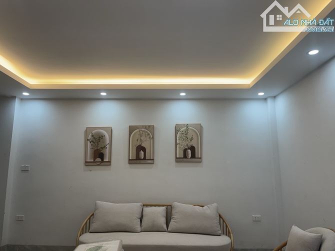 Chỉ có hơn 7 tỷ anh chị sở Hữu ngay căn nhà mới 6 tầng, thang máy , Phố Việt Hưng - 1
