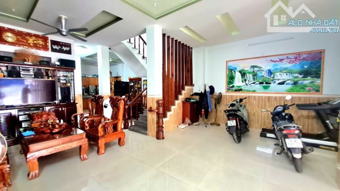 Giá Tốt Nhất Phước Long, Nhà 4 Tầng Gần Biển, 120m2, Ngang 7m - 1