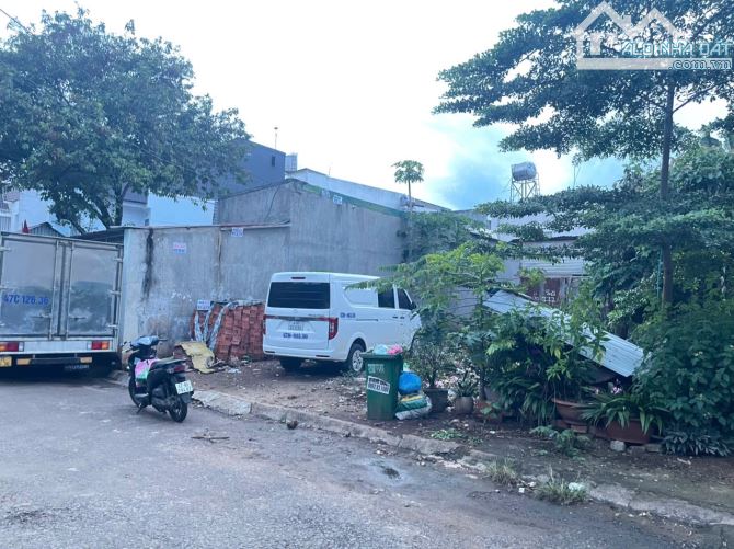 BÁN ĐẤT HẺM 18 TRỊNH VĂN CẤN - TDP8 - PHƯỜNG TÂN AN - DT: 5,6x21,6m - TC: 100% - 4,19TY - 1