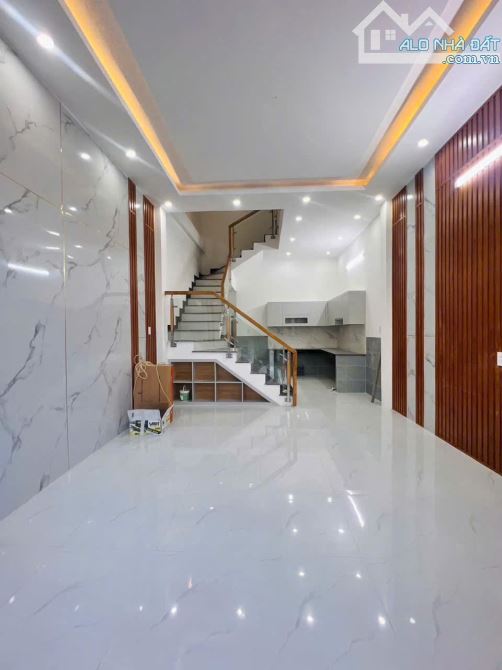 HOTTTT NHÀ 1 TRỆT 1 LẦU SỔ HỒNG RIÊNG NGAY TRUNG TÂM CHỈ 700TR NHẬN NHÀ NGAY - 1