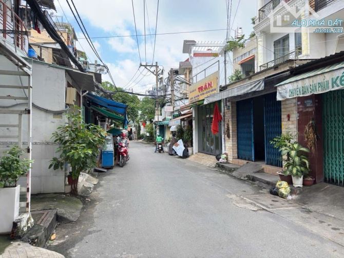 BÁN NHÀ C4, THỬA RỘNG SÁT 190M2, NGANG HƠN 6M NỞ ĐẸP - GẦN NGÃ 4 ÂU CƠ, LẠC LONG QUÂN - 1