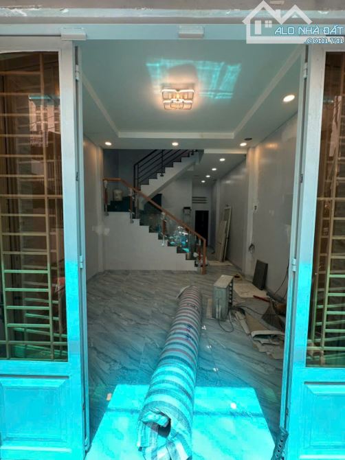 Nhà HXH 2// Hậu Giang, P.12, Quận 6 | 4,2 x 13 | Trệt 1 Lầu ST | 3PN 3WC | Giá 14tr - 1