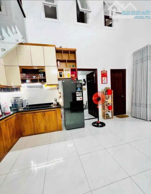 CĂN GÓC 2 MẶT TIỀN HẺM OTO ĐƯỜNG 8 LINH TRUNG GẦN HOÀNG DIỆU, 1T1L 4X15M 2PN 2WC SẴN NỘI T - 1