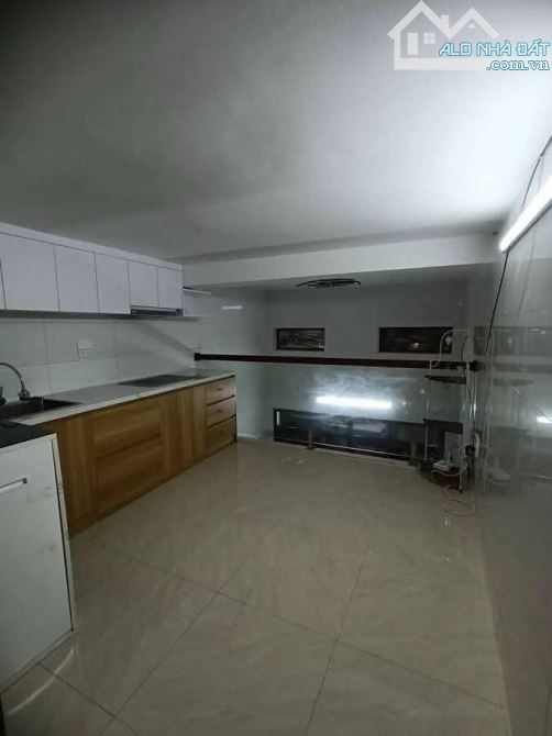Tây Sơn, Đống Đa, oto đỗ cửa, vào nhà, ngõ thông, 2 thoáng,30m, 7.2 tỷ - 1