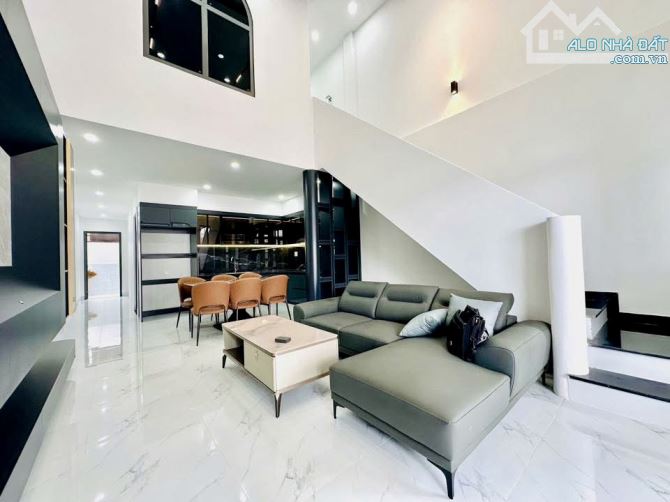 💥Nhà mê lửng mới đẹp hẻm 473/32 Y Moan - 2.990 tỷ - 1