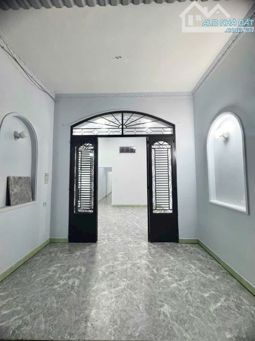 Nhà 76m hẻm xe hơi đường Đình Phong Phú phường Tăng Nhơn Phú B, sổ hồng 4 tỷ hơn - 1