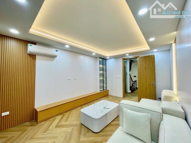 Bán nhà lê trọng tấn phân lô ô tô đỗ cửa ngày đêm 5 tầng thang máy - 1
