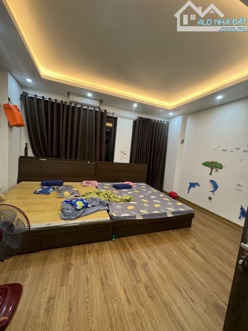 Bán nhà đại đồng 5 tầng dân xây phân lô ô tô tránh vào nhà hoàng mai - 1