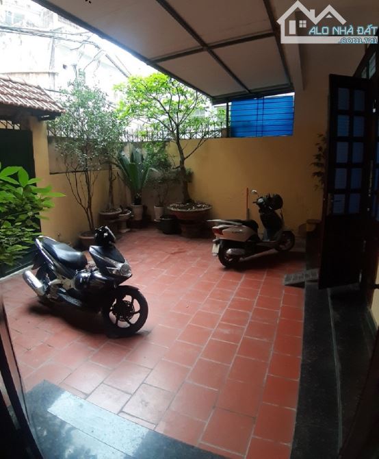 Cho thuê nhà ngõ 28 Võ Chí Công, Dt 100m2 xây 70m2 x 3 tầng riêng biệt, 15 tr/tháng - 1