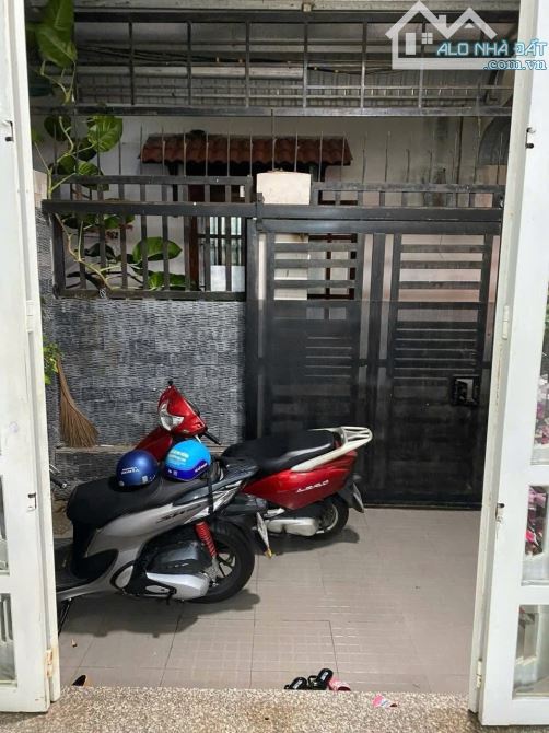 Bán nhà 1t1L Kha Vạn Cân dt 82m hẻm ô tô giá 5.9 ty - 1