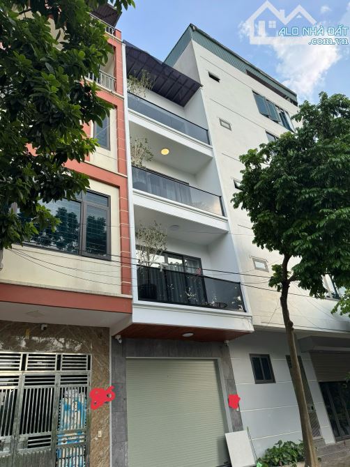 Cực Hiếm  Hơn  Chục Tỷ Có Ngay 1 Căn Nhà 45m2  MT 4.5m  Ngay Ngô Thị Nhậm – HÀ DÔNG Nhà ô - 1