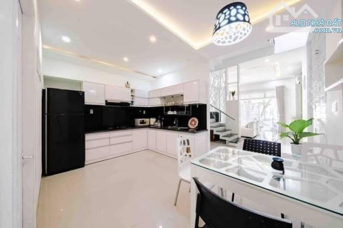 BÁN NHÀ ĐẸP 3 TẦNG ĐƯỜNG TRẦN THANH MẠI GẦN BIỂN🍀 - 1